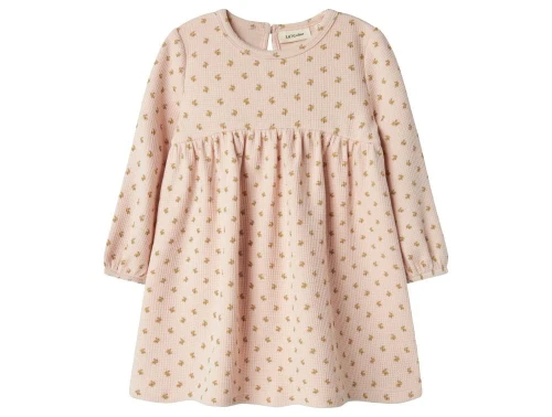 Lyserød kjole med blomster fra Name it 13240318 peach whip